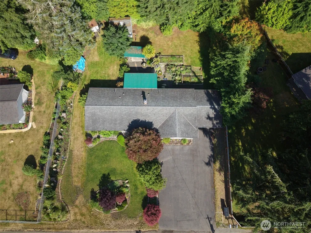 371 Evergreen Loop Forks, WA 98331