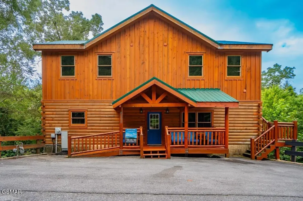 4355 Forest Ridge Way Pigeon Forge, TN 37863