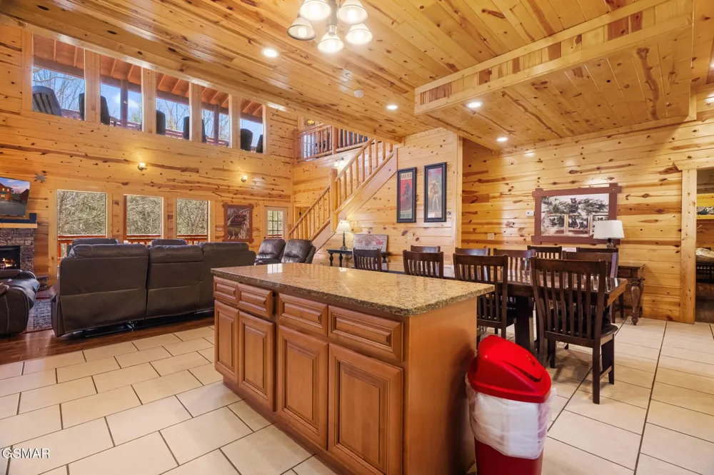 4355 Forest Ridge Way Pigeon Forge, TN 37863
