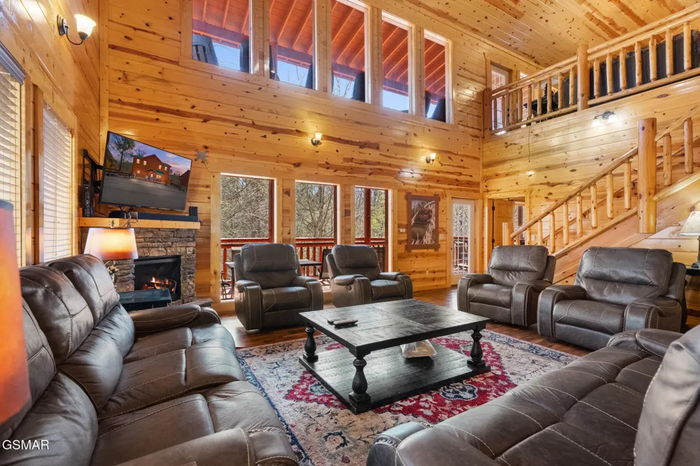 4355 Forest Ridge Way Pigeon Forge, TN 37863