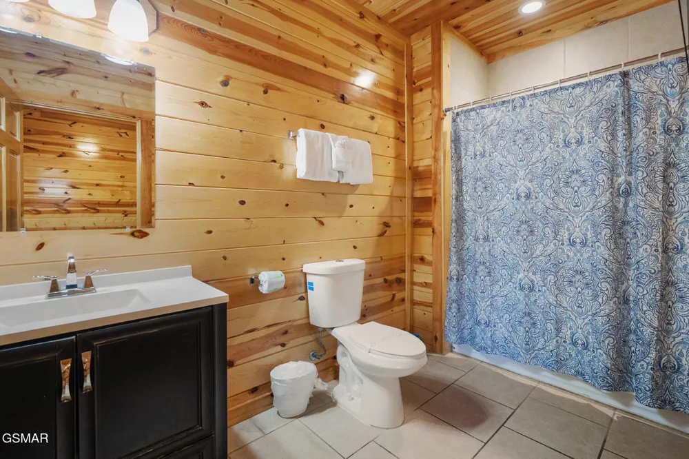 4355 Forest Ridge Way Pigeon Forge, TN 37863