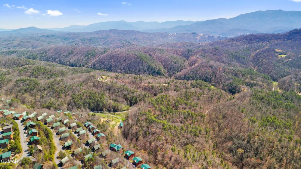 4355 Forest Ridge Way Pigeon Forge, TN 37863