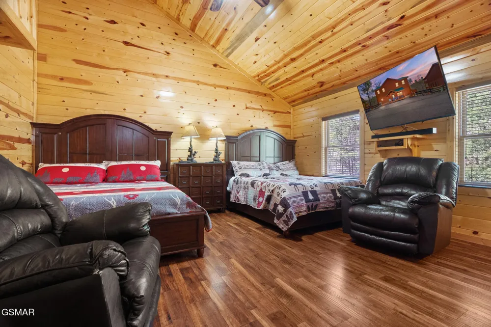 4355 Forest Ridge Way Pigeon Forge, TN 37863