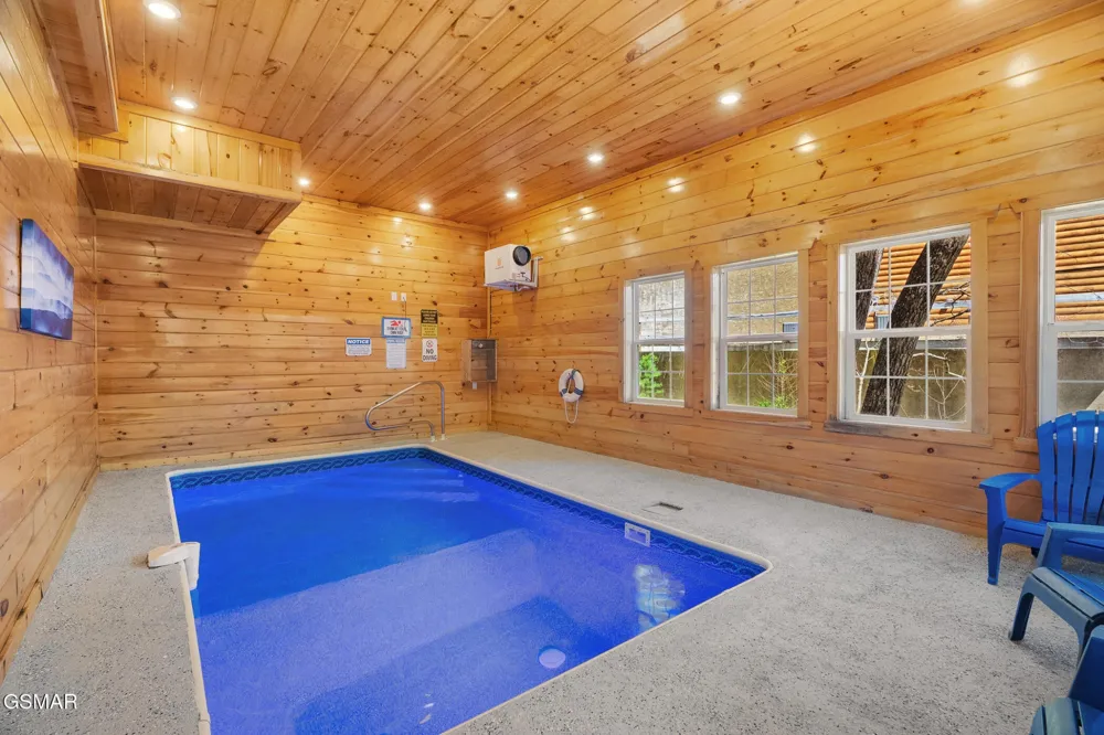 4355 Forest Ridge Way Pigeon Forge, TN 37863