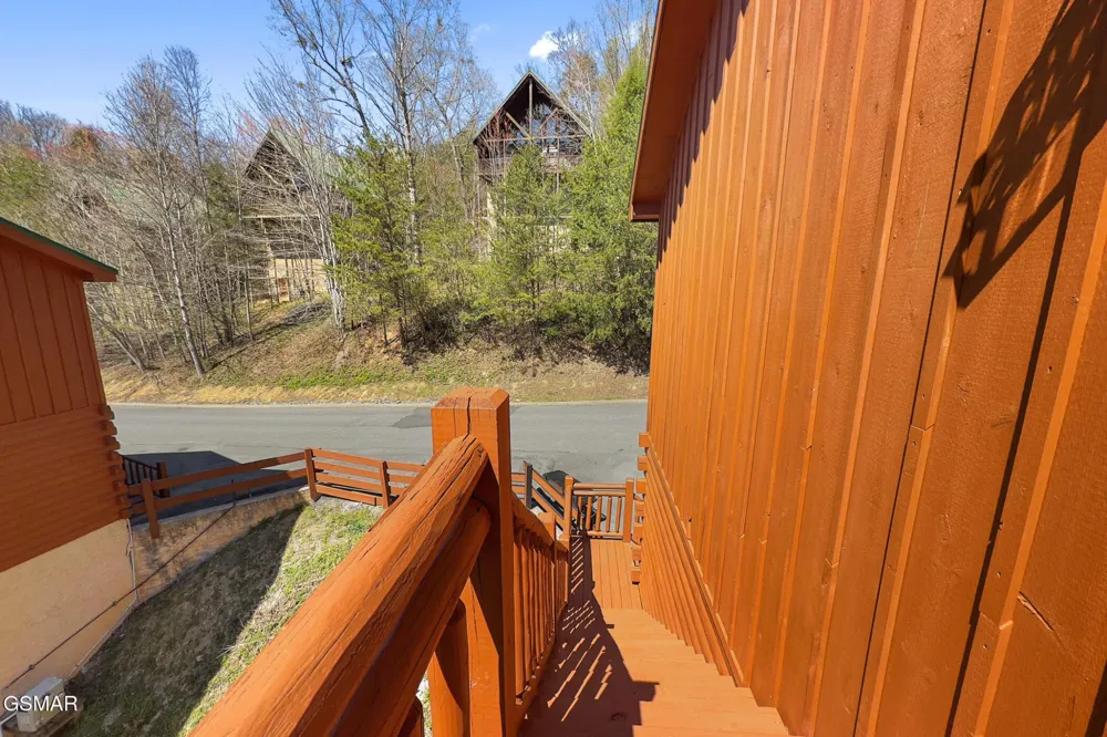 4355 Forest Ridge Way Pigeon Forge, TN 37863