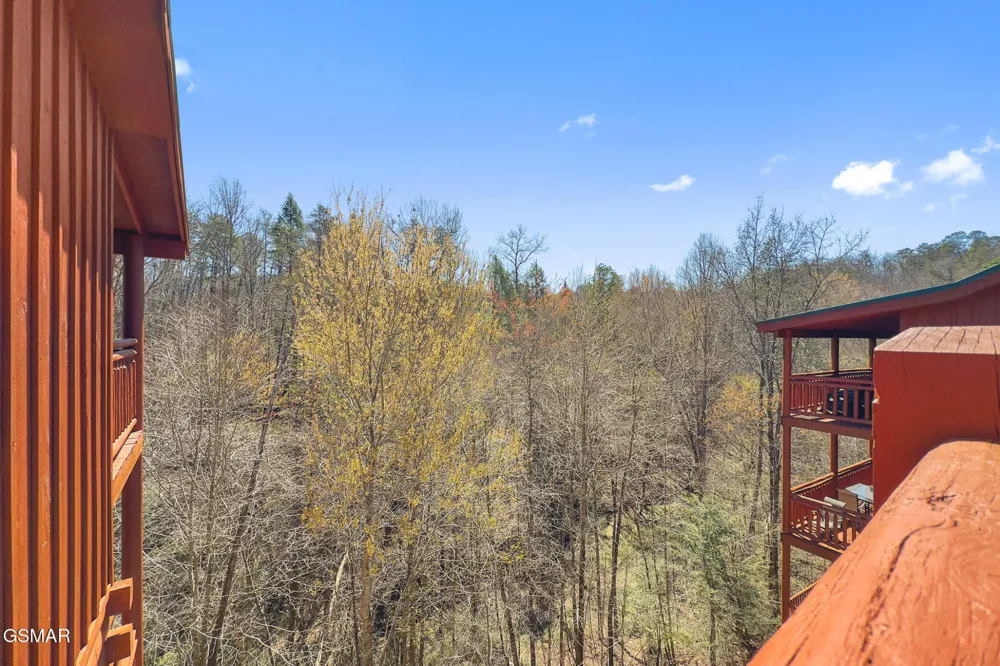 4355 Forest Ridge Way Pigeon Forge, TN 37863