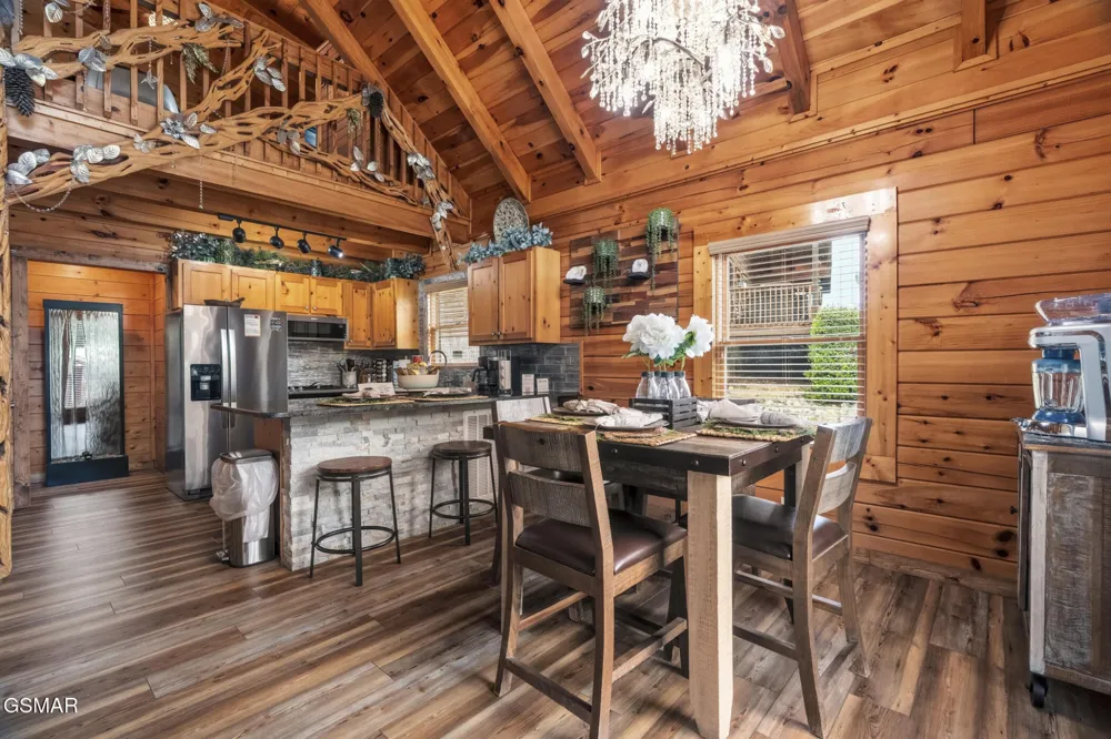 605 Cherry Blossom Way Pigeon Forge, TN 37863