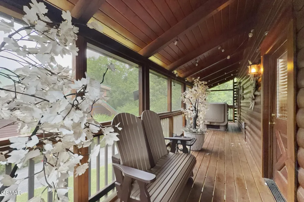 605 Cherry Blossom Way Pigeon Forge, TN 37863