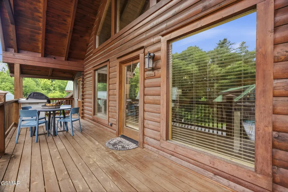 605 Cherry Blossom Way Pigeon Forge, TN 37863