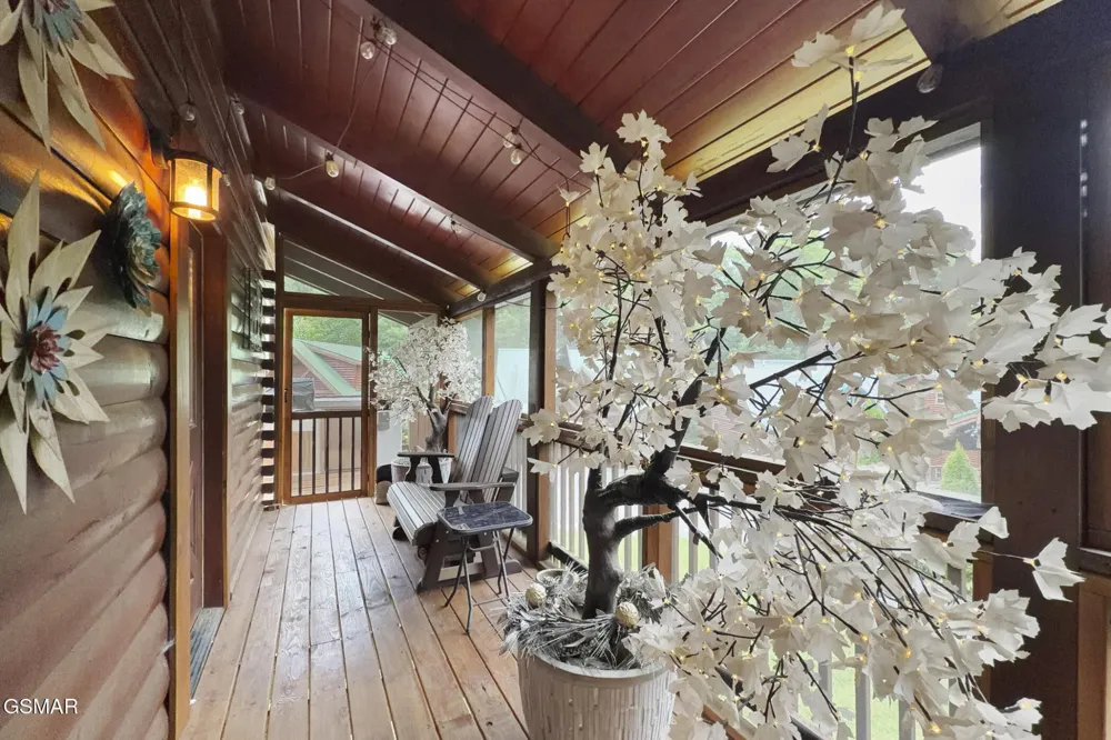 605 Cherry Blossom Way Pigeon Forge, TN 37863