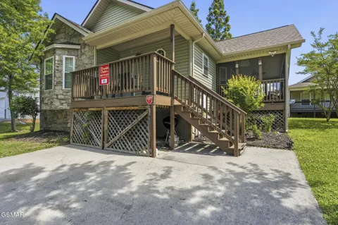 650 Lloyd Huskey Road
