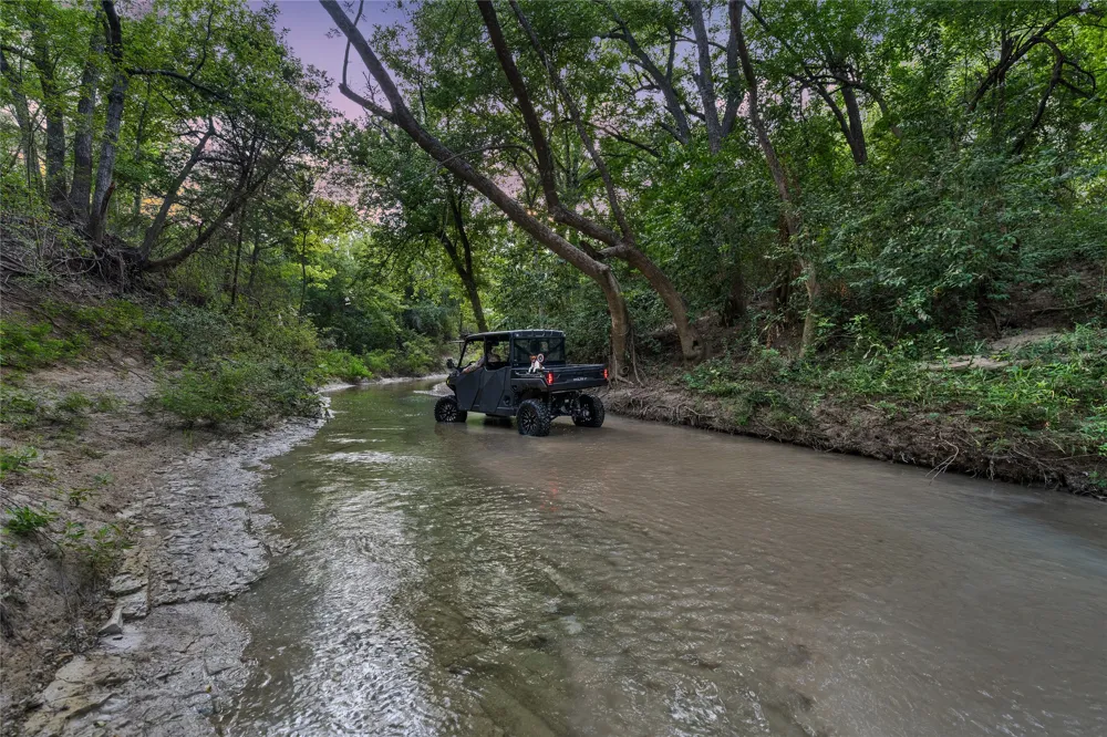 2967 Woodlawn Road Bruceville, TX 76630