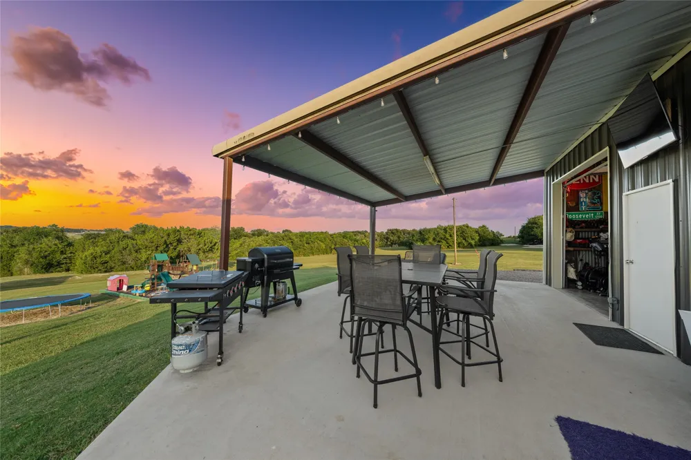 2967 Woodlawn Road Bruceville, TX 76630