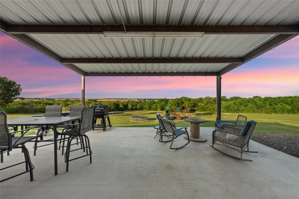 2967 Woodlawn Road Bruceville, TX 76630
