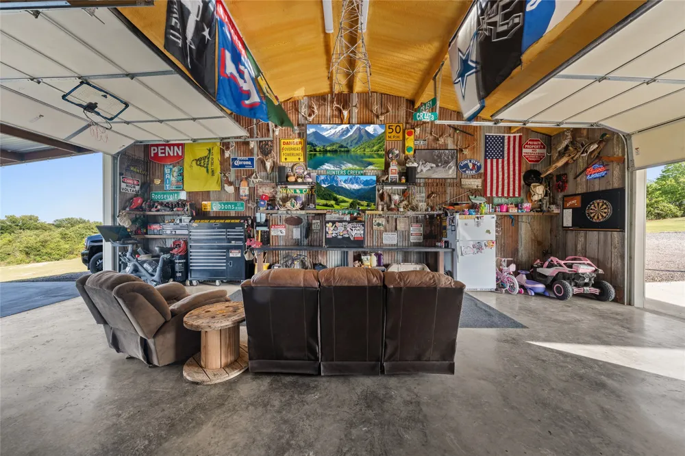 2967 Woodlawn Road Bruceville, TX 76630