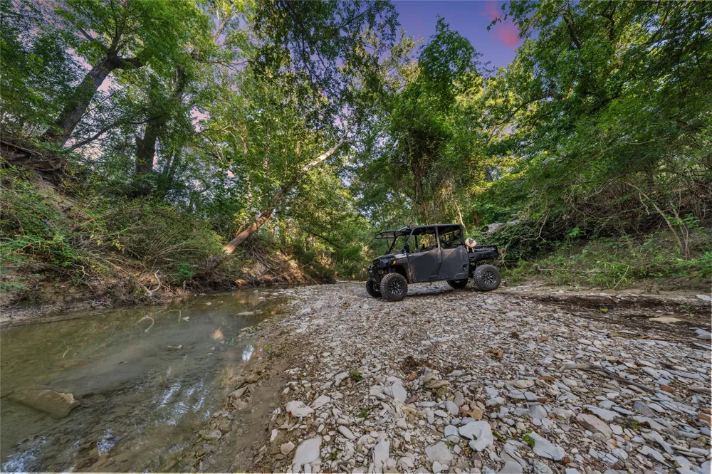 2967 Woodlawn Road Bruceville, TX 76630