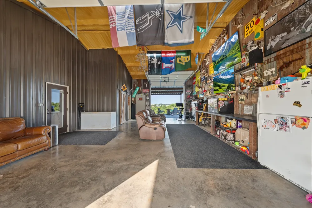 2967 Woodlawn Road Bruceville, TX 76630
