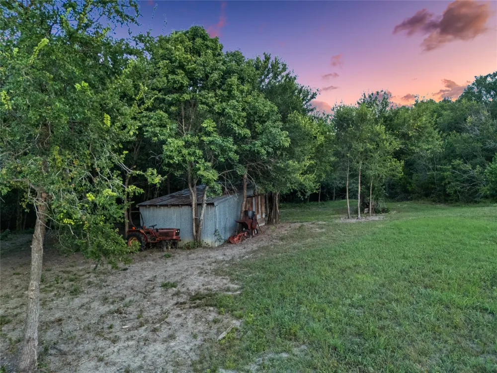 2967 Woodlawn Road Bruceville, TX 76630