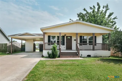 807 E Mesquite Lane