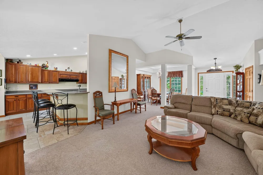 4645 River Pointe Boulevard Niles, MI 49120