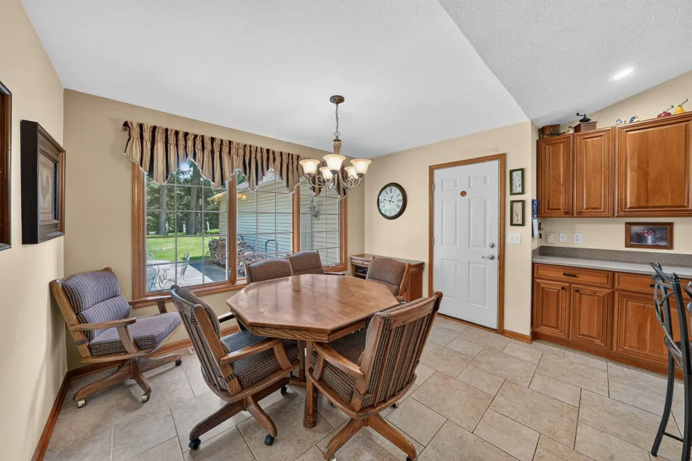 4645 River Pointe Boulevard Niles, MI 49120