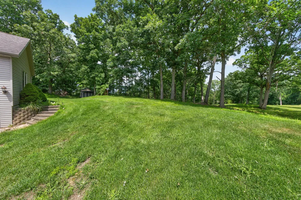4645 River Pointe Boulevard Niles, MI 49120