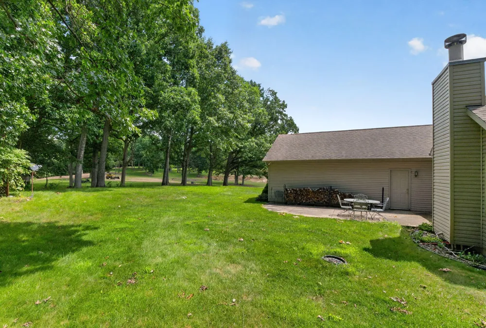 4645 River Pointe Boulevard Niles, MI 49120