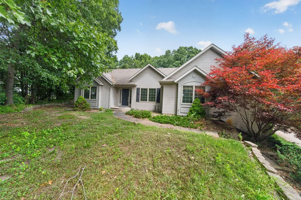 4645 River Pointe Boulevard Niles, MI 49120