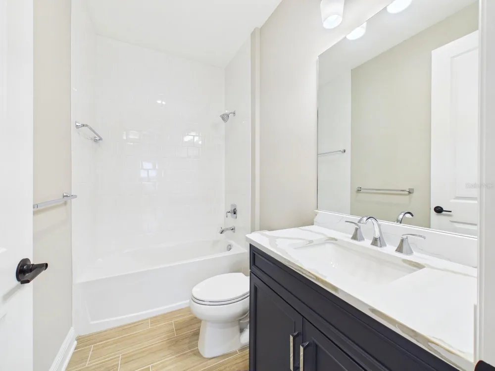 10012 LAKE WALES CIRCLE Sarasota, FL 34241