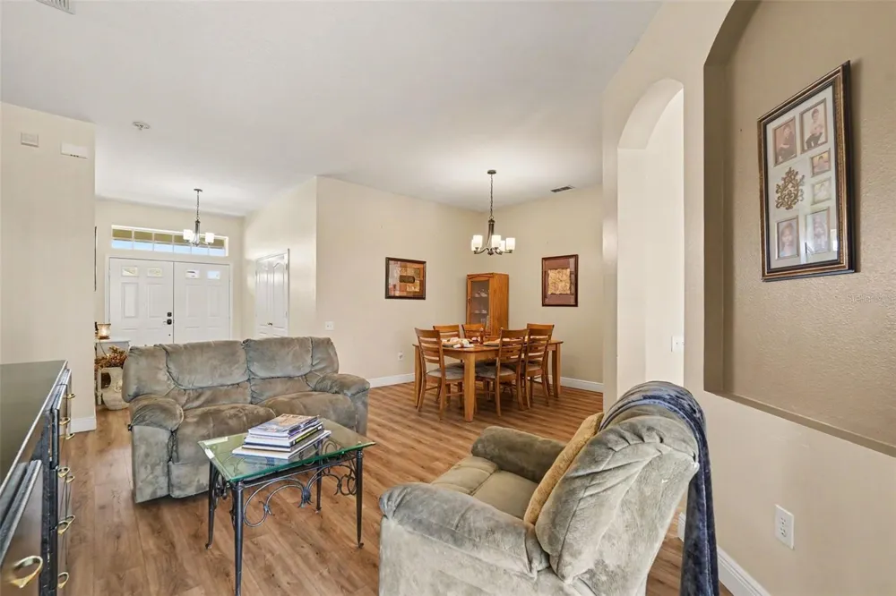 25741 RISEN STAR DR Wesley Chapel, FL 33544