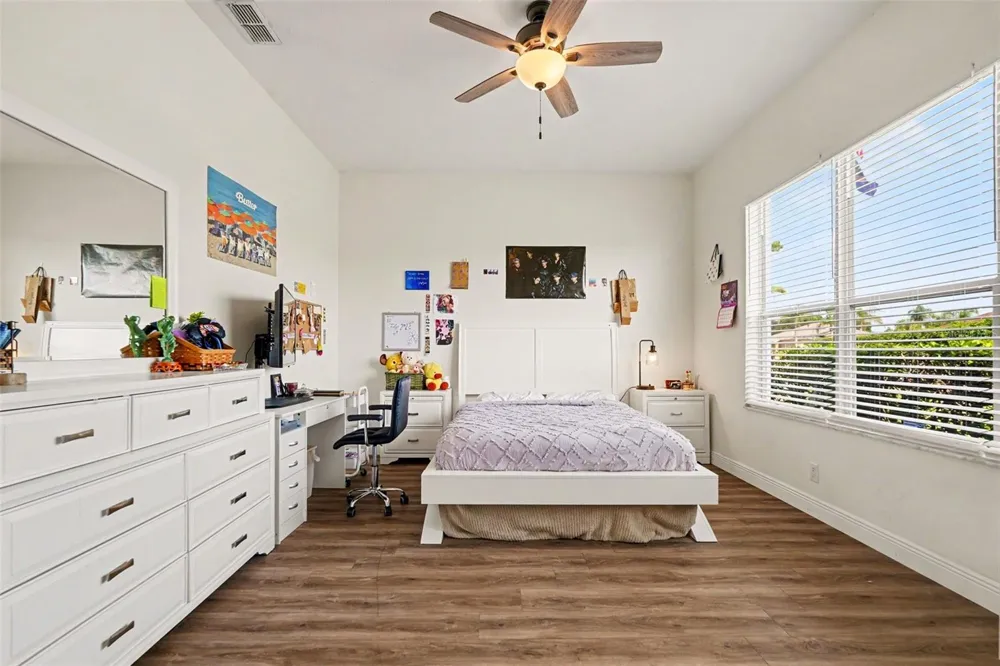 25741 RISEN STAR DR Wesley Chapel, FL 33544