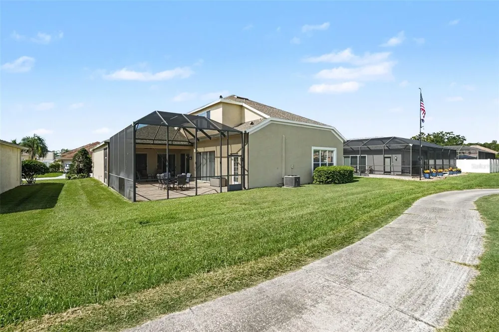 25741 RISEN STAR DR Wesley Chapel, FL 33544