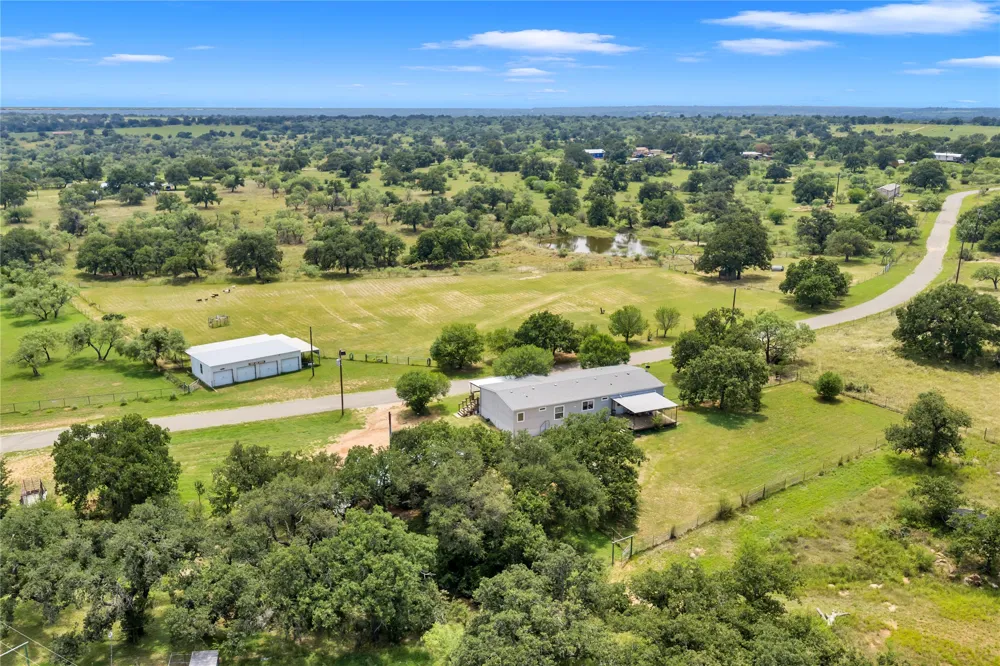 153 Lariat Lane Llano, TX 78643