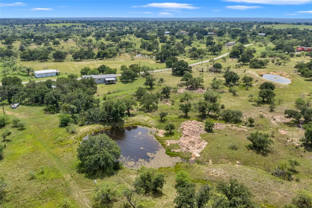 153 Lariat Lane Llano, TX 78643