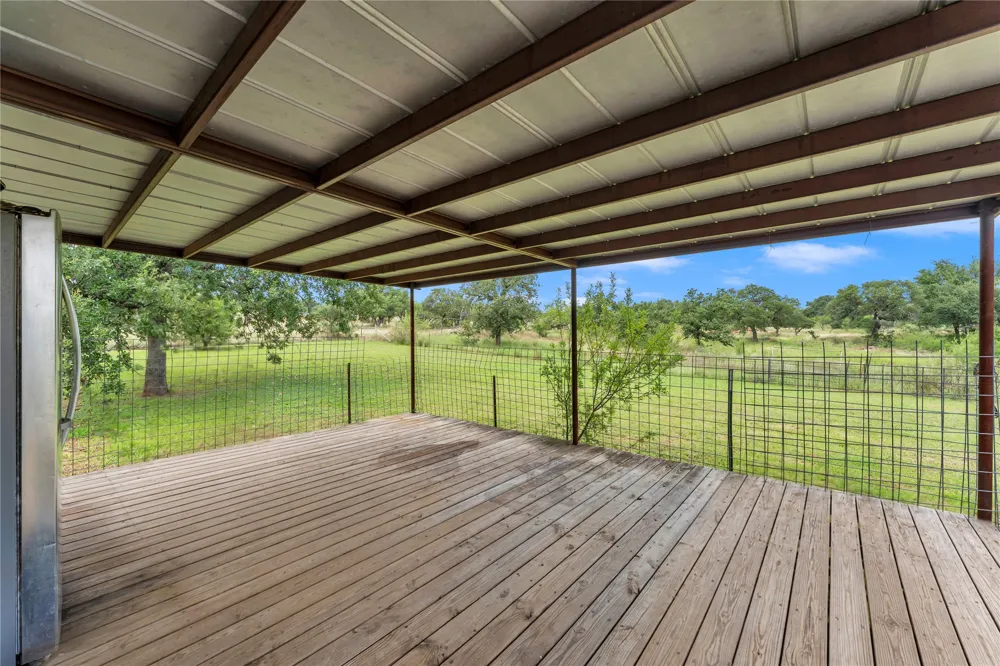 153 Lariat Lane Llano, TX 78643