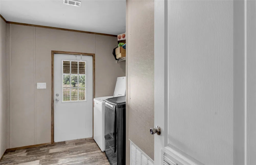 153 Lariat Lane Llano, TX 78643