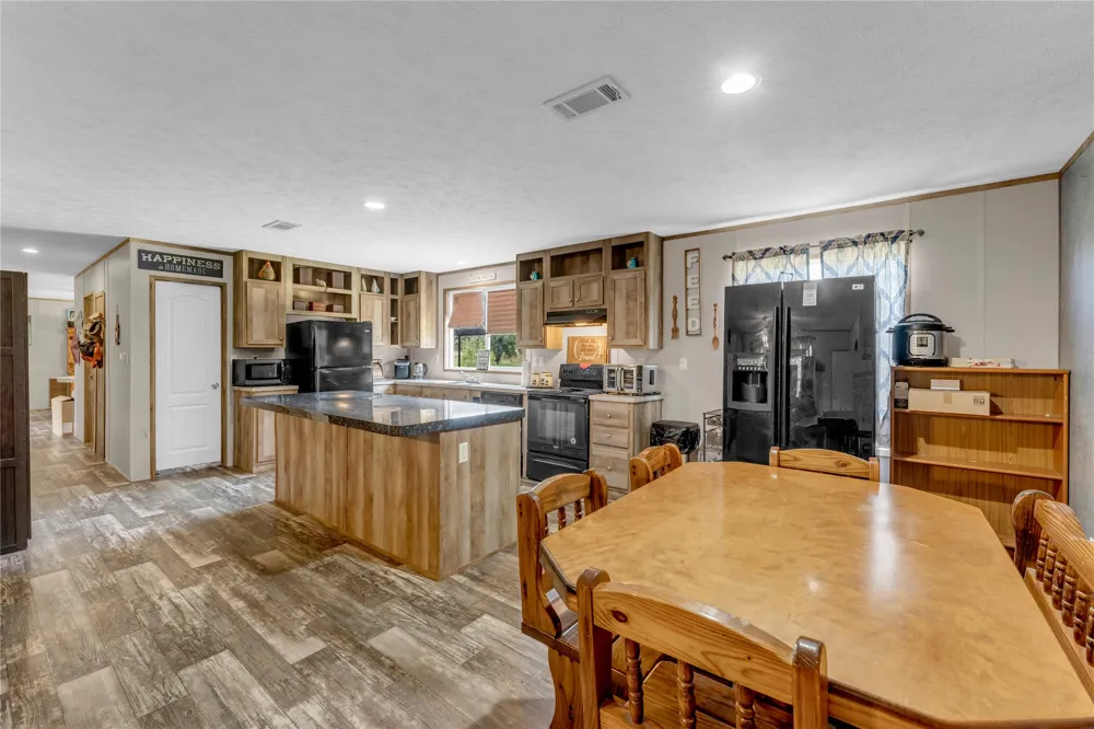 153 Lariat Lane Llano, TX 78643