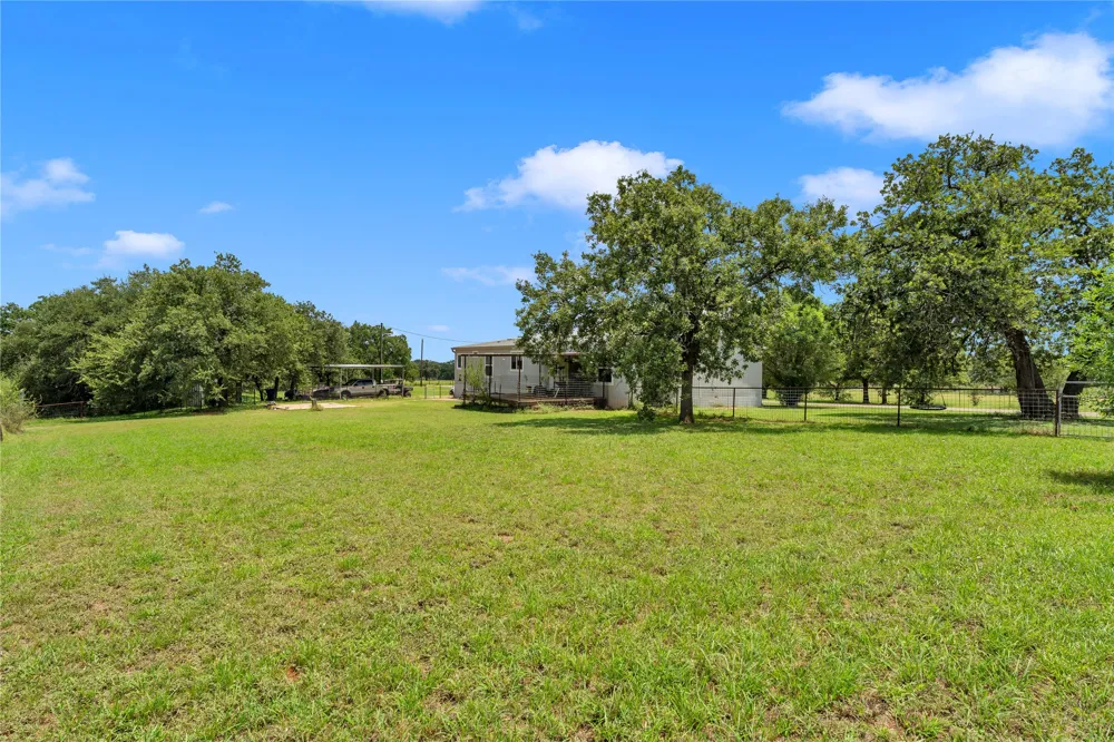 153 Lariat Lane Llano, TX 78643