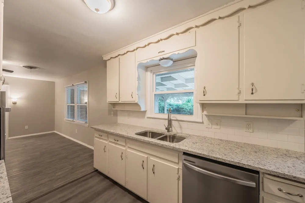 5616 Ammons Street Haltom City, TX 76117