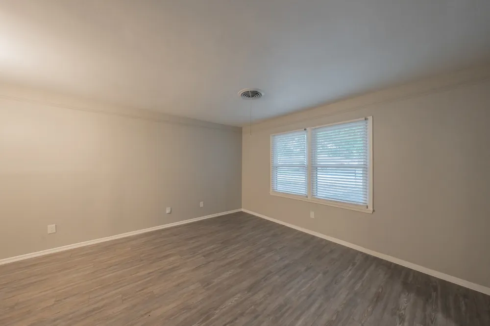 5616 Ammons Street Haltom City, TX 76117