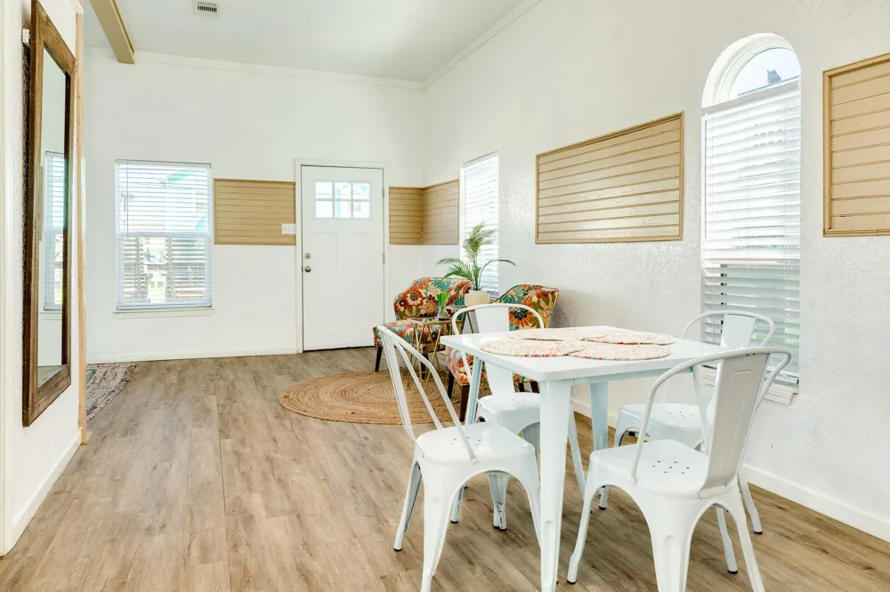 141 Howard Avenue Surfside Beach, TX 77541
