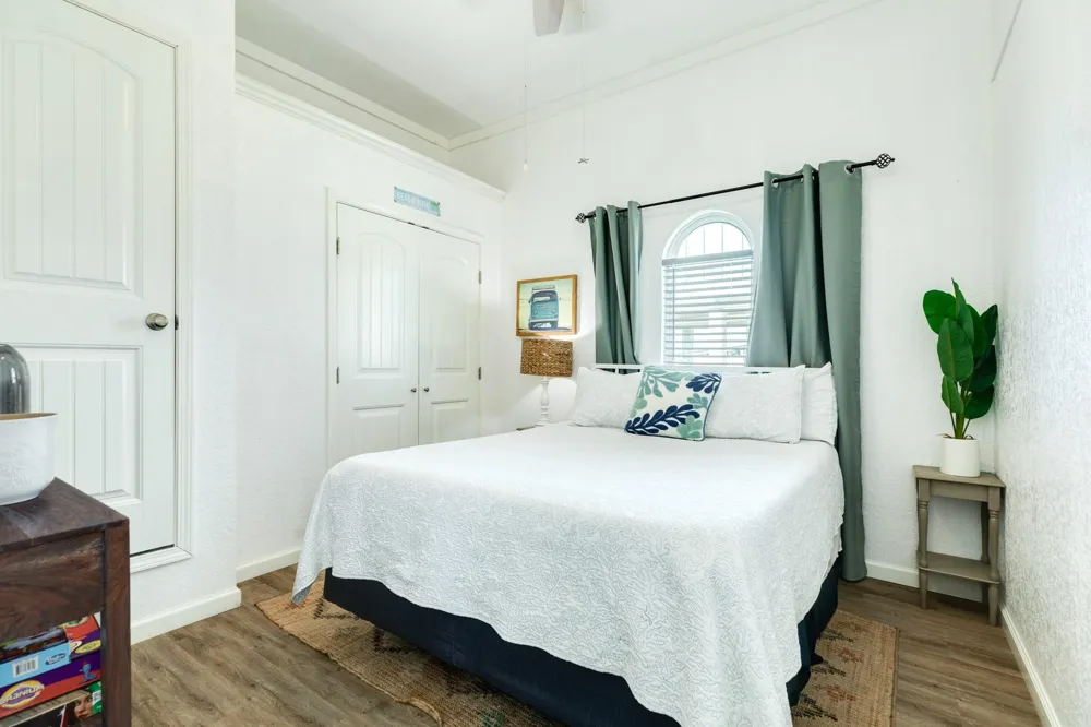 141 Howard Avenue Surfside Beach, TX 77541
