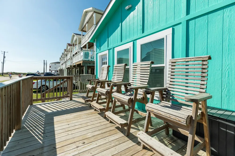 141 Howard Avenue Surfside Beach, TX 77541