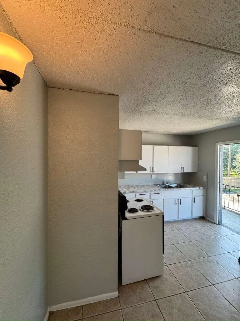 5141 SHENANDOAH AVENUE #79 Jacksonville, FL 32254