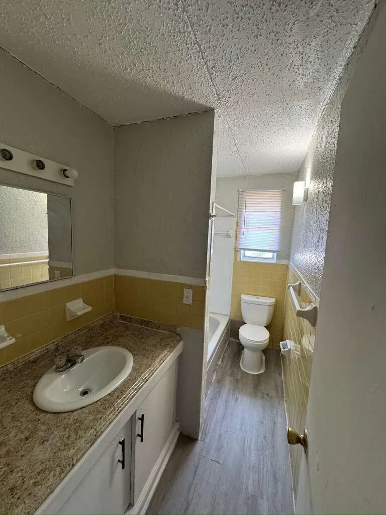 5141 SHENANDOAH AVENUE #79 Jacksonville, FL 32254