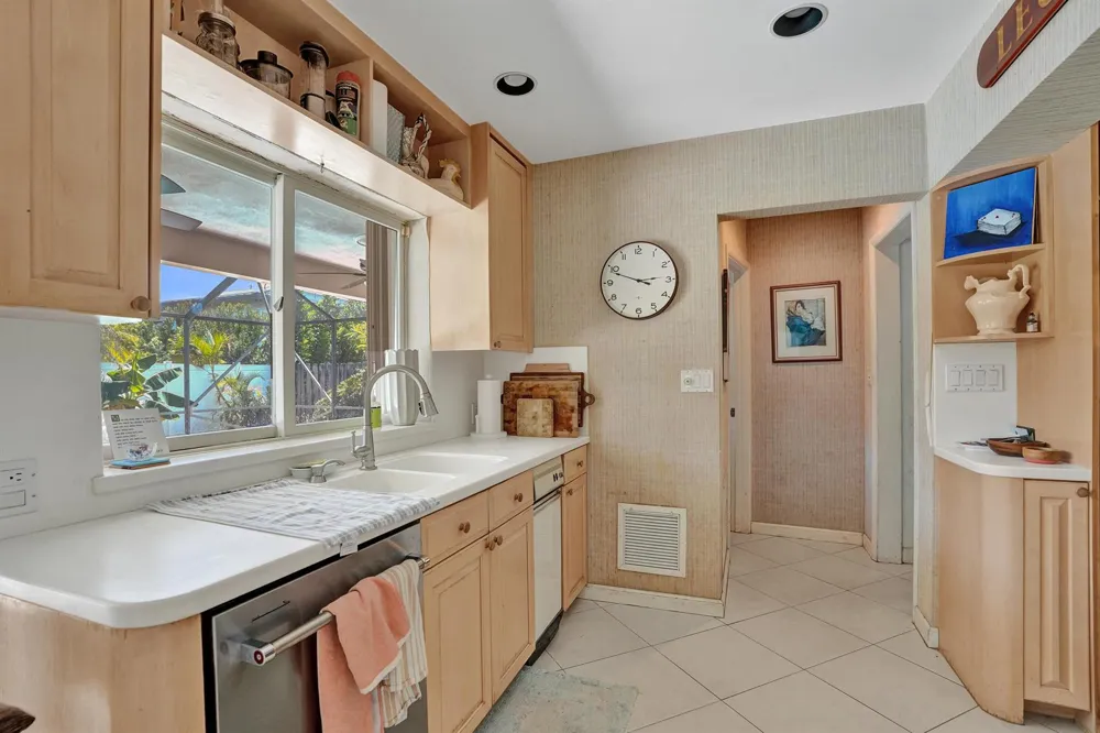 2756 NE 35th Street Fort Lauderdale, FL 33306