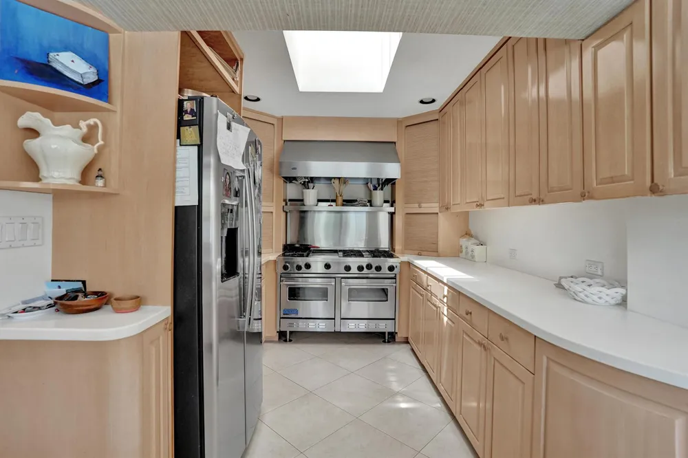 2756 NE 35th Street Fort Lauderdale, FL 33306