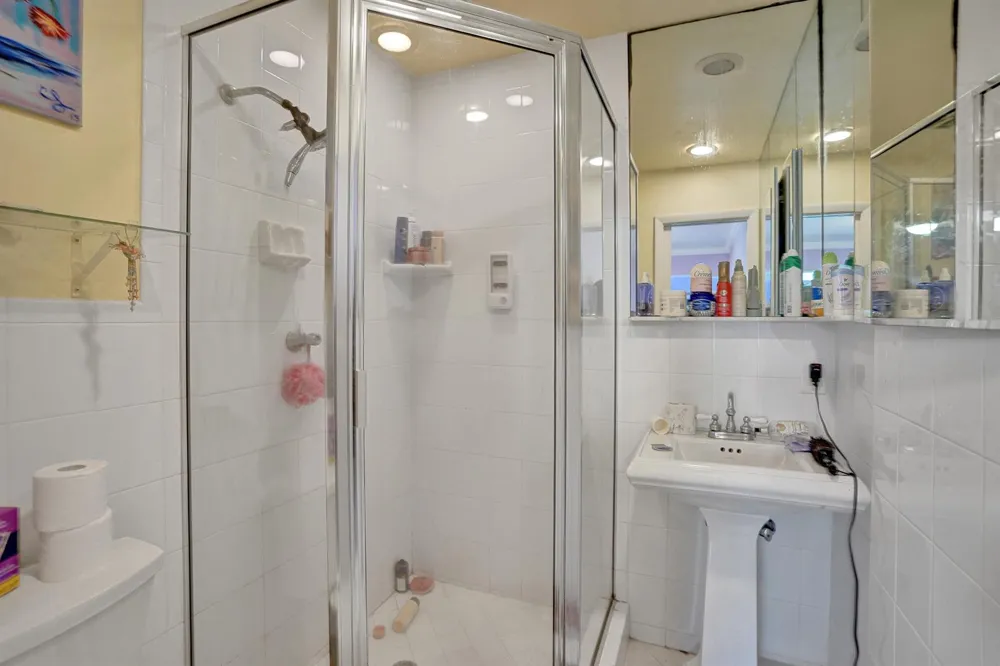 2756 NE 35th Street Fort Lauderdale, FL 33306