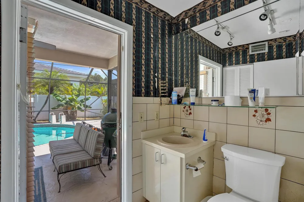 2756 NE 35th Street Fort Lauderdale, FL 33306