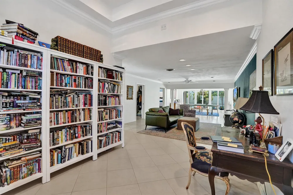2756 NE 35th Street Fort Lauderdale, FL 33306